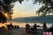 阜宁“移动卧室”重塑旅行方式 “Z世代”爱上车轮上的家