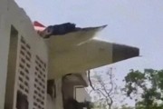 阜宁印度一波音787客机坠毁机上242人、地面5名学生遇难！我驻印度使馆：机上无中国籍乘客